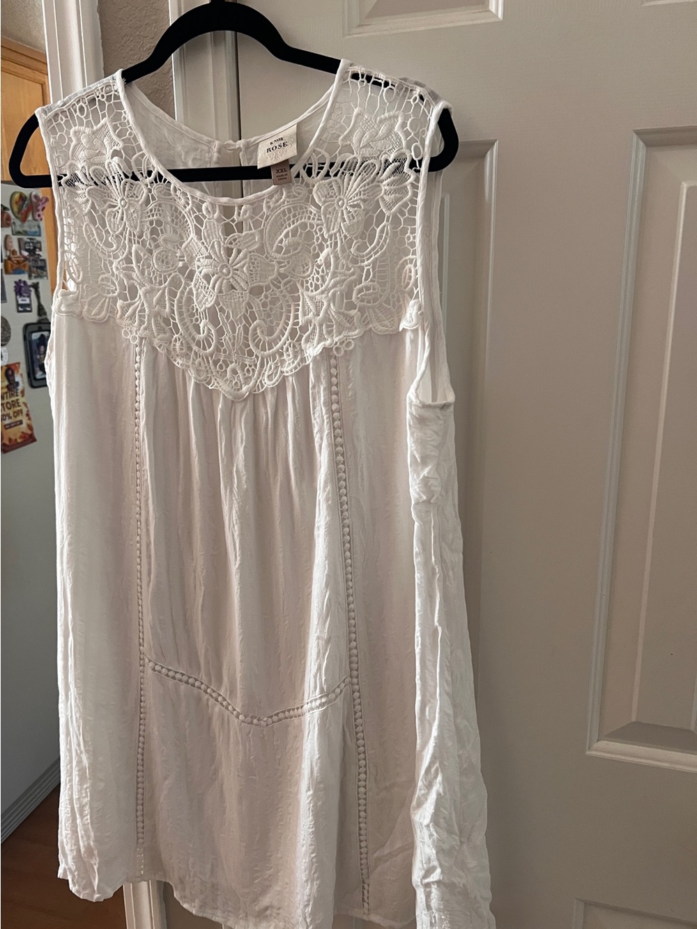 Knox Rose White Lace Yoke Sleeveless Tunic Chemise